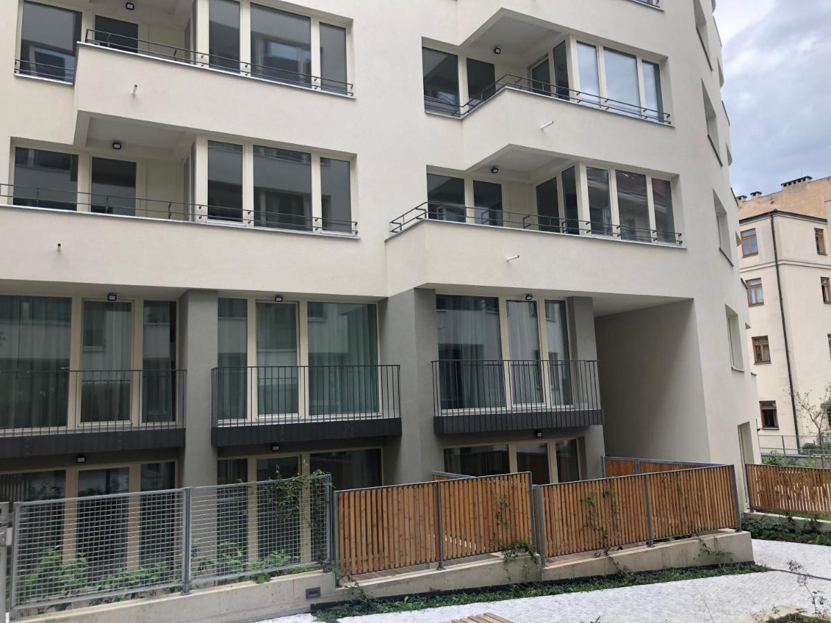 Terrace Apartment Prag Exteriör bild